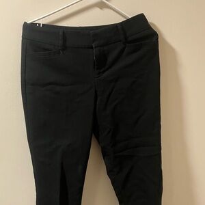 Comfortable Black Slacks for Work or Going Out 🗄️🎹